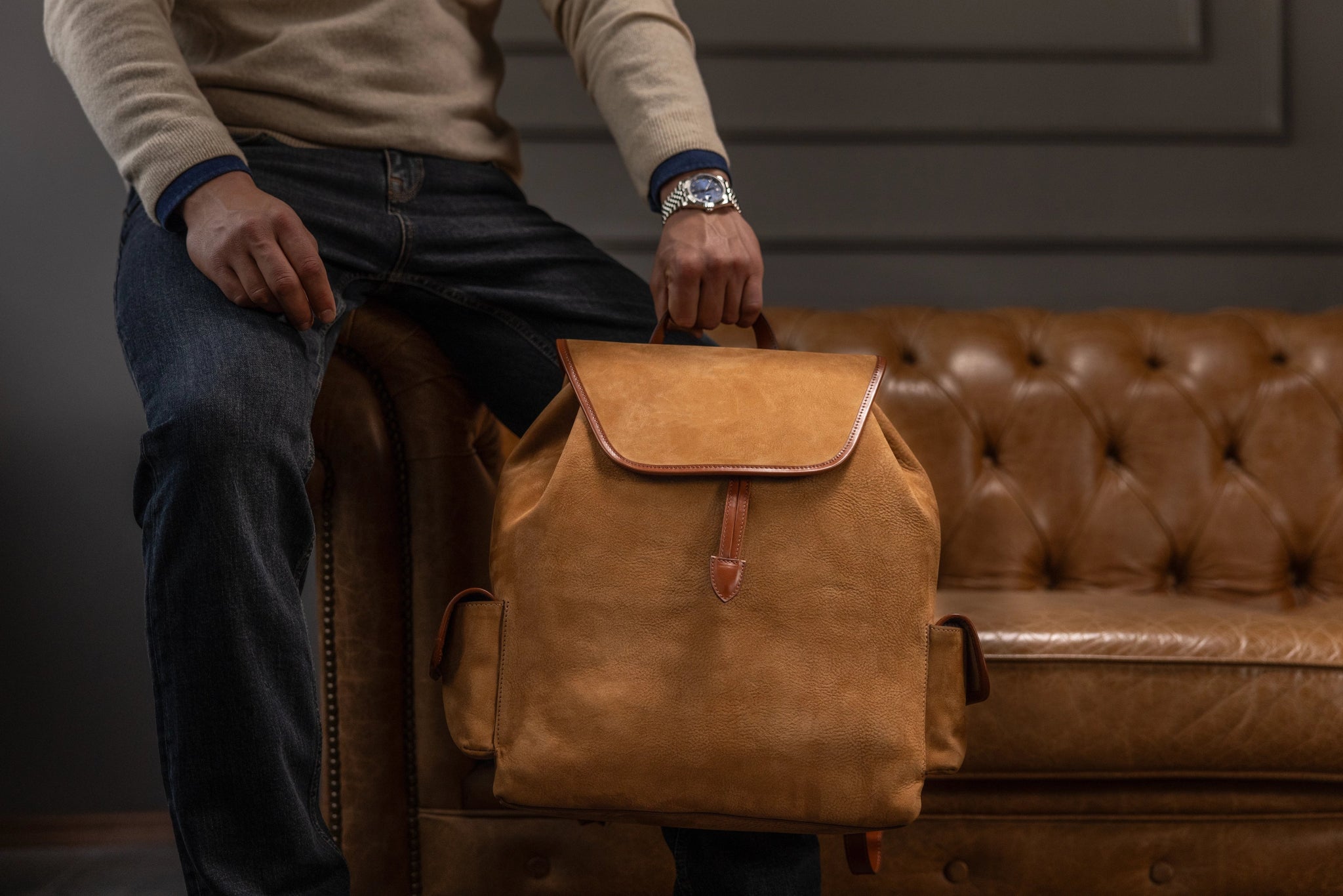 Bosphorus LeatherBackpack - Nubuck Camel 01