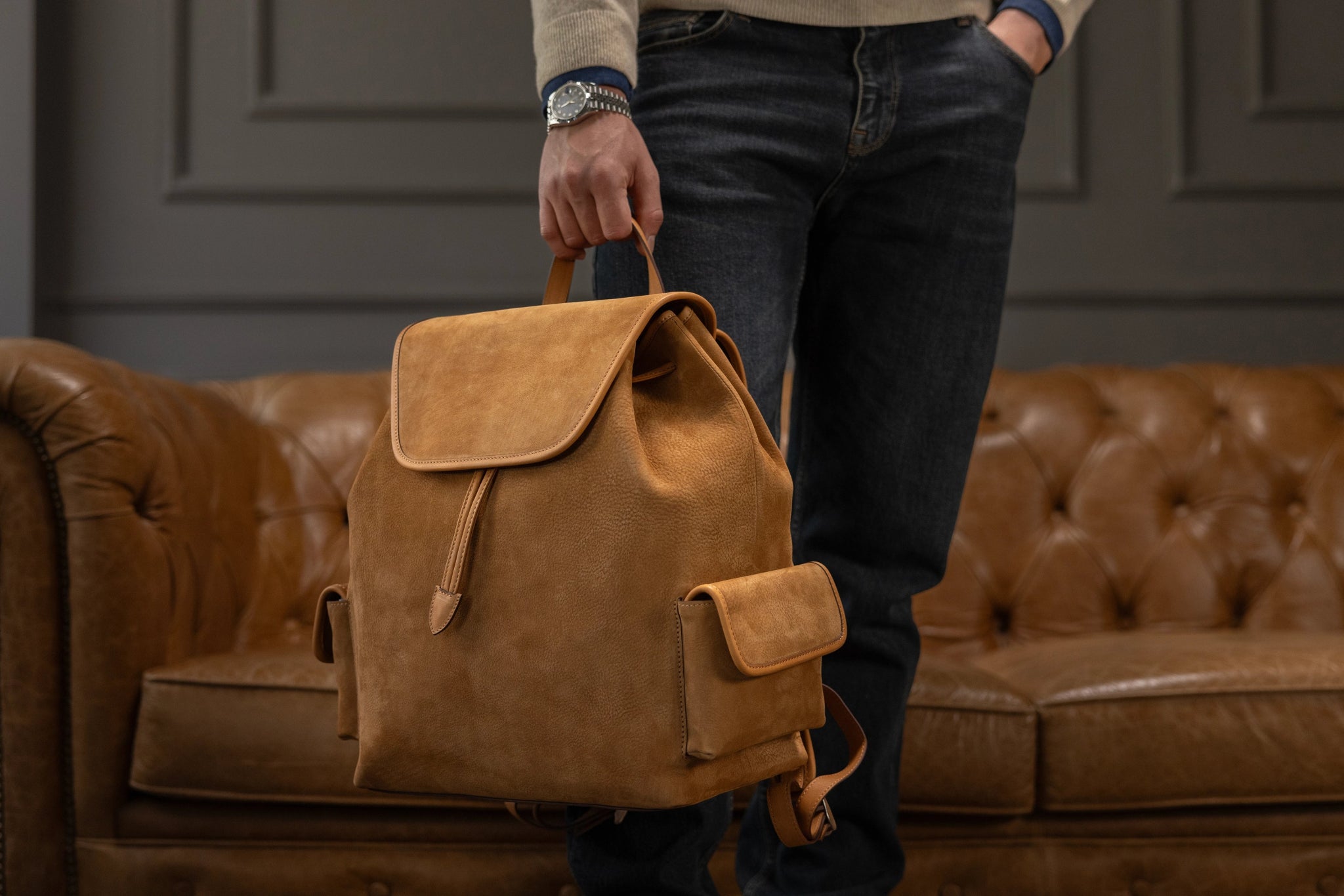 Bosphorus LeatherBackpack - Nubuck Camel 02