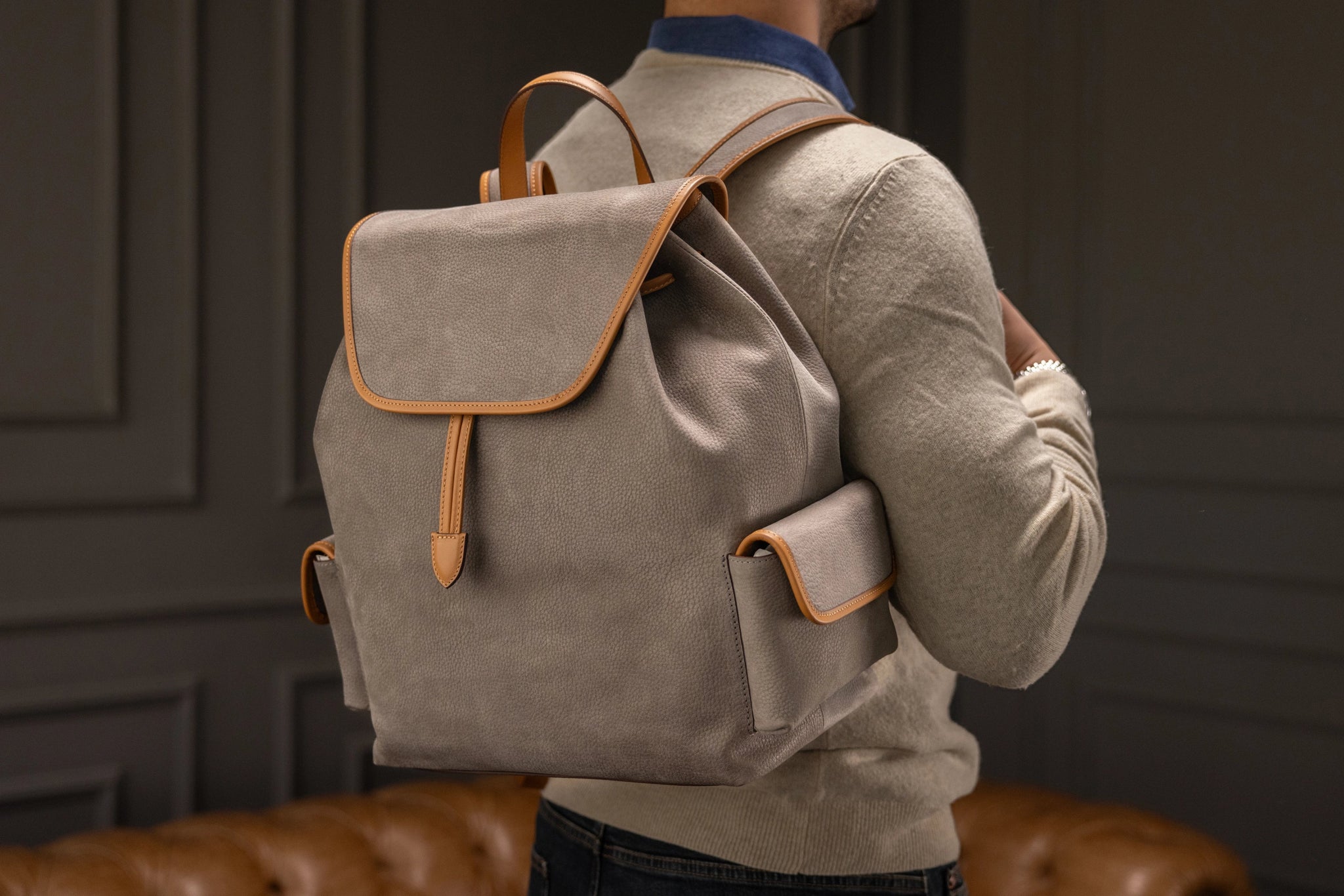 Bosphorus LeatherBackpack - Nubuck Grey 01