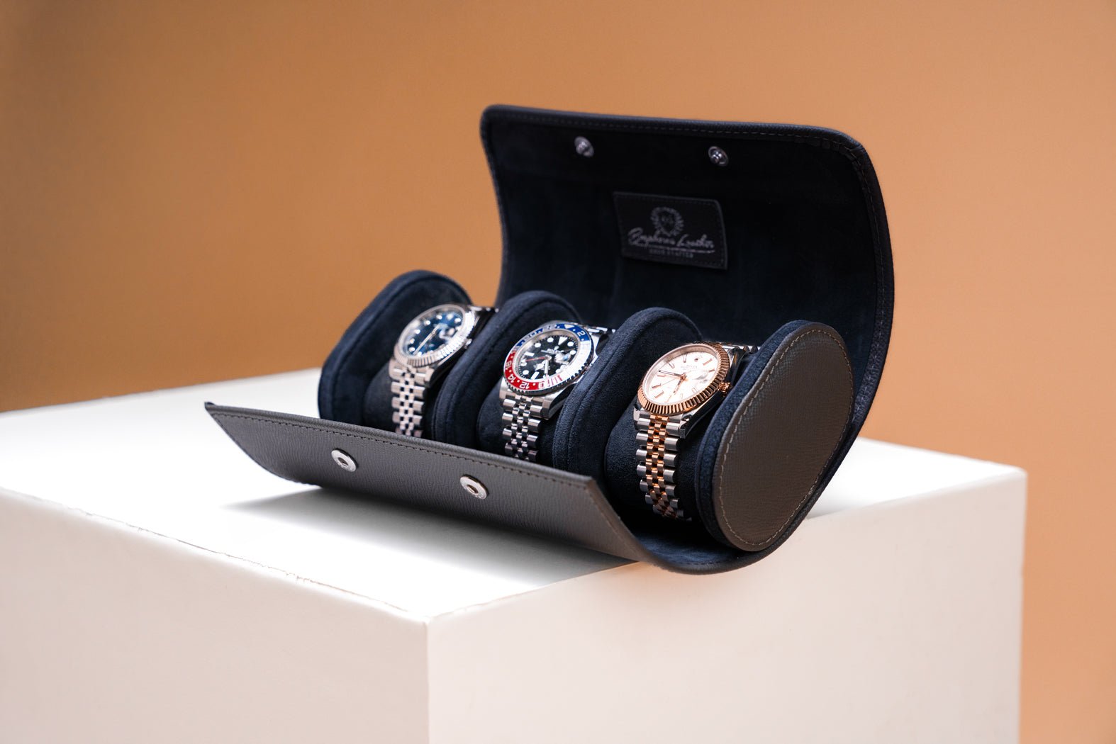 Bosphorus LeatherGalata Saffiano Dark Grey Watch Roll for 3 Watches