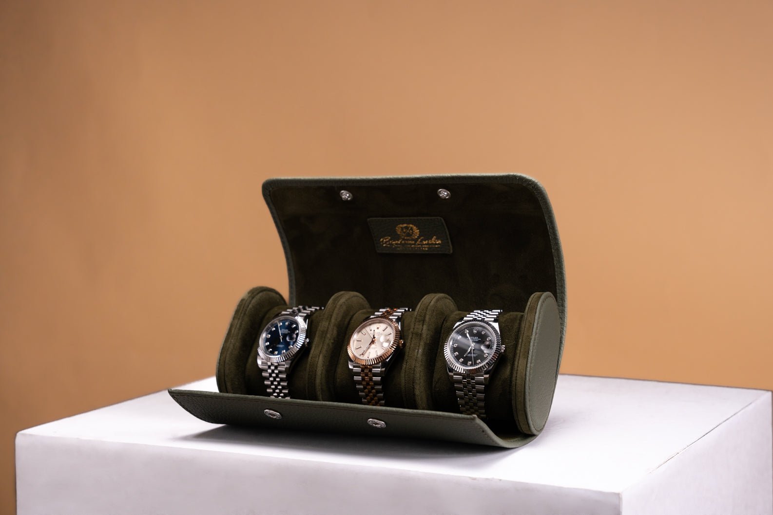 Bosphorus LeatherGalata Togo Khaki Green Watch Roll For 3 Watches
