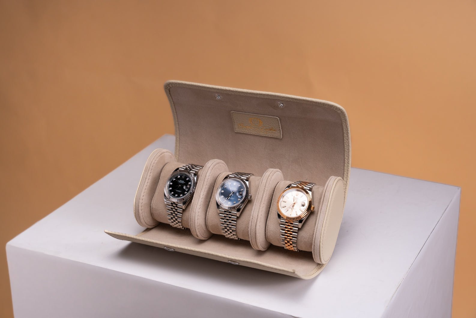Bosphorus LeatherGalata Togo Light Cream Watch Roll for 3 Watches