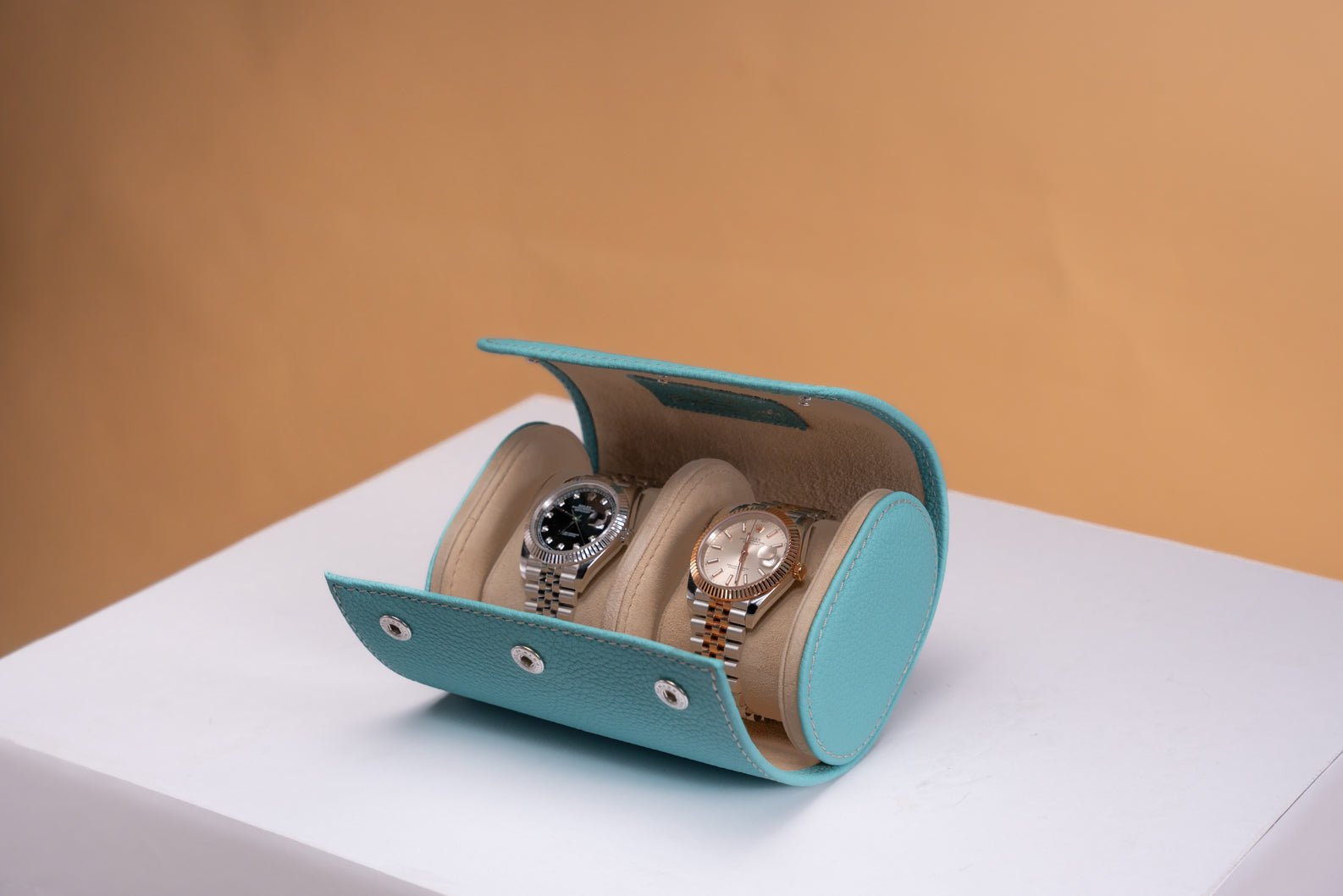 Bosphorus LeatherGalata Togo Tiffany Blue Watch Roll For 2 Watches