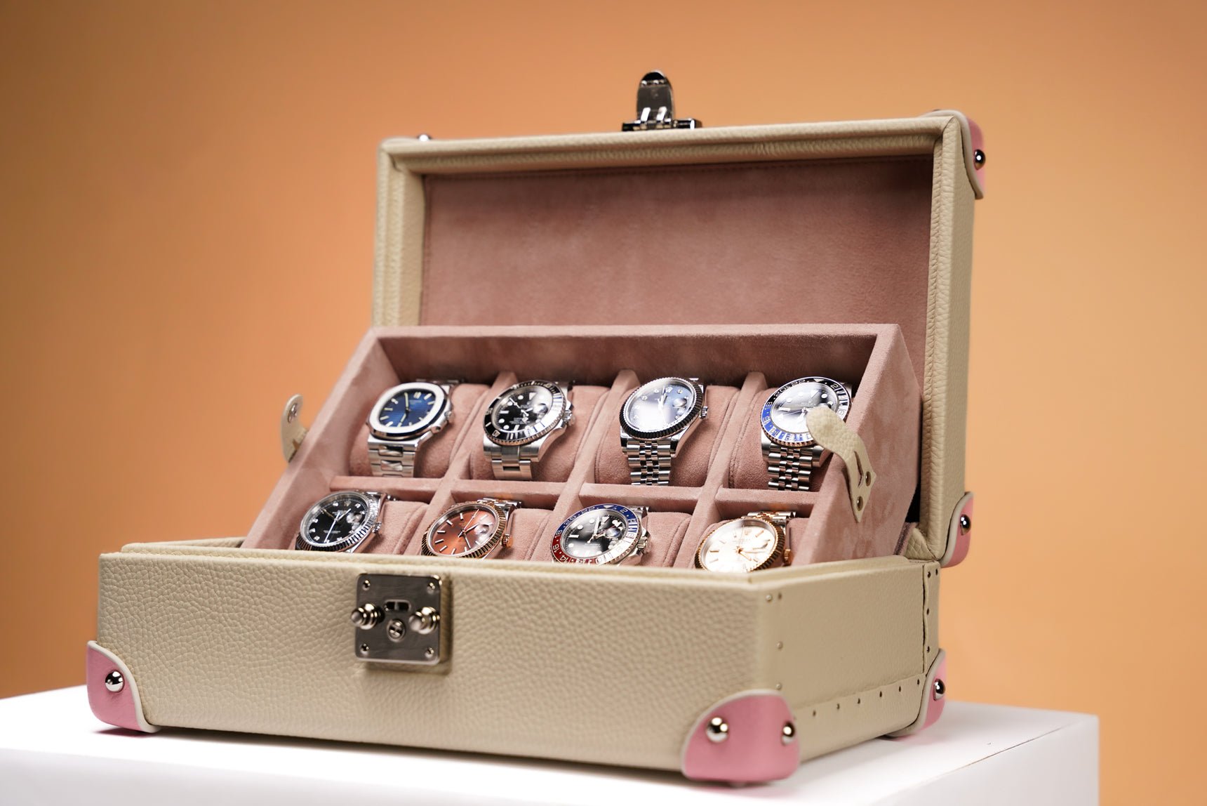 Bosphorus LeatherMaya Watch Case - Togo Light Cream For 8 Watches