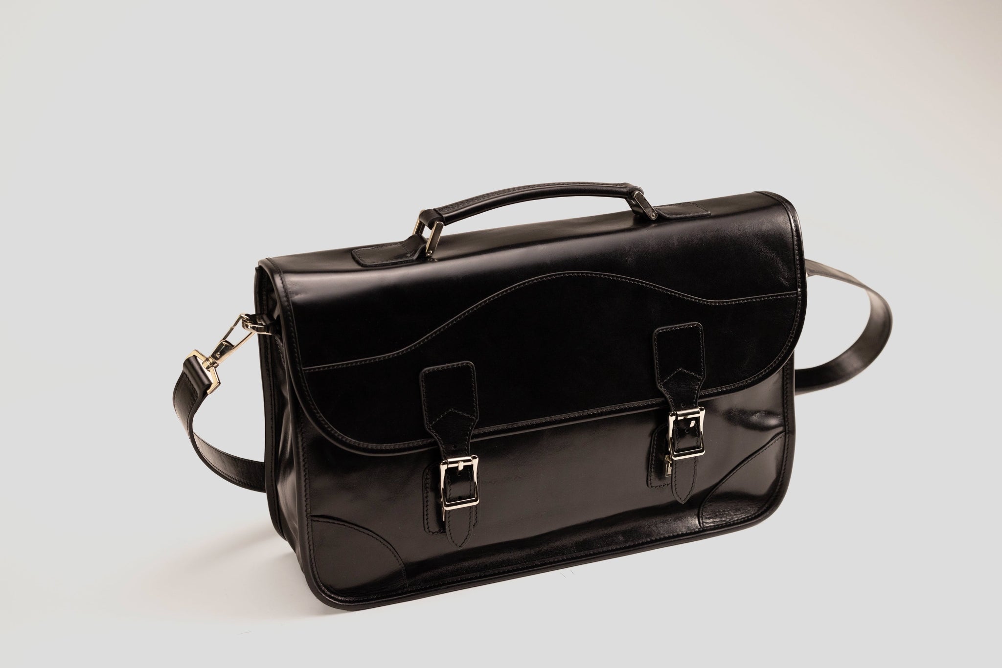 Bosphorus LeatherMessenger Bag - Black