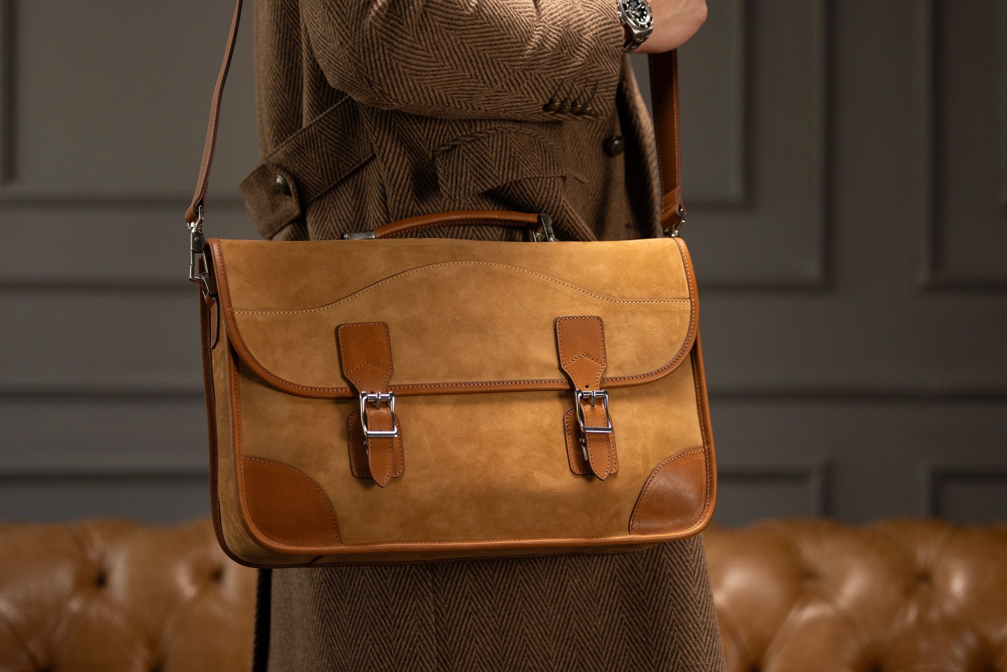 Bosphorus LeatherMessenger Bag - Nubuck Camel