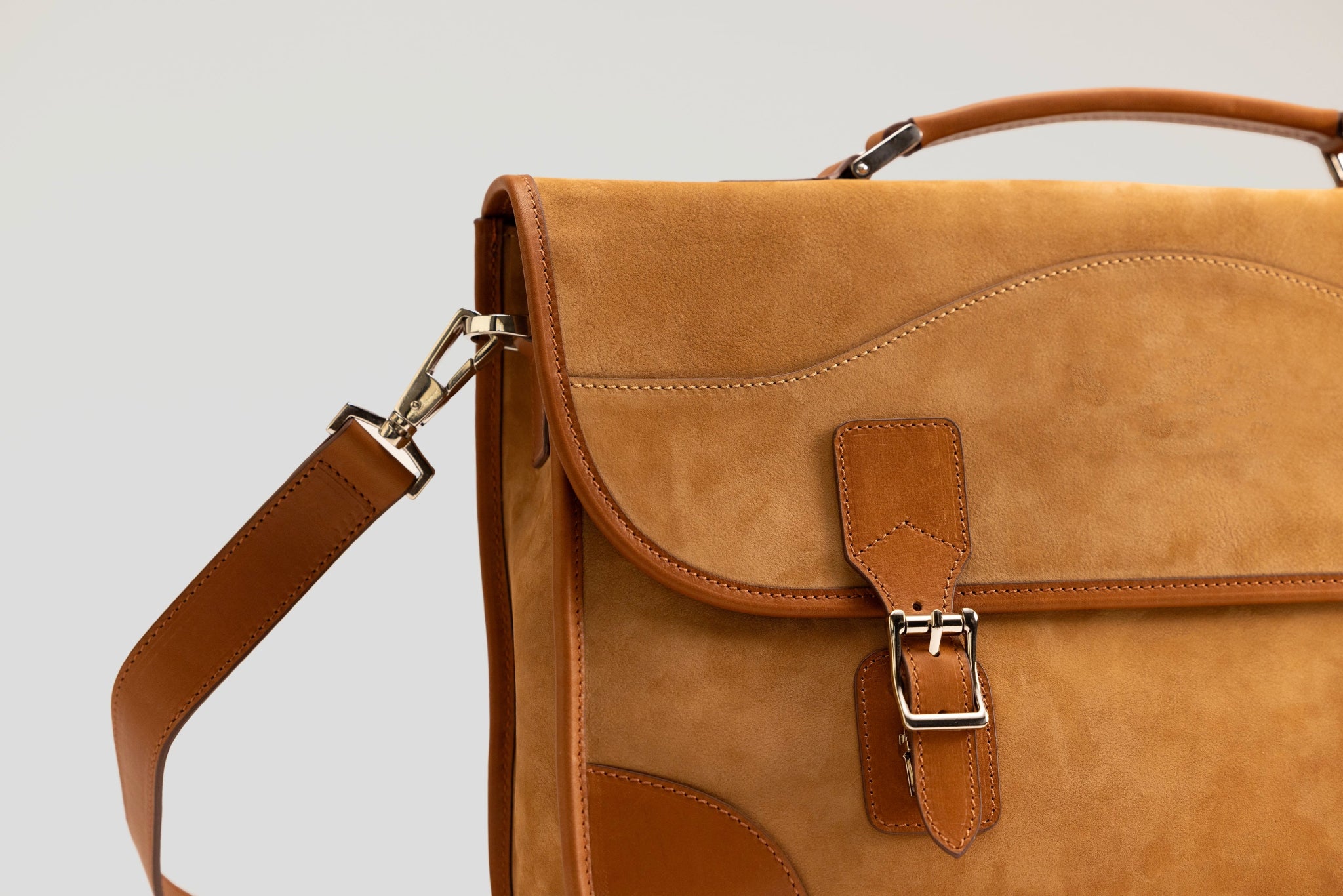 Bosphorus LeatherMessenger Bag - Nubuck Camel