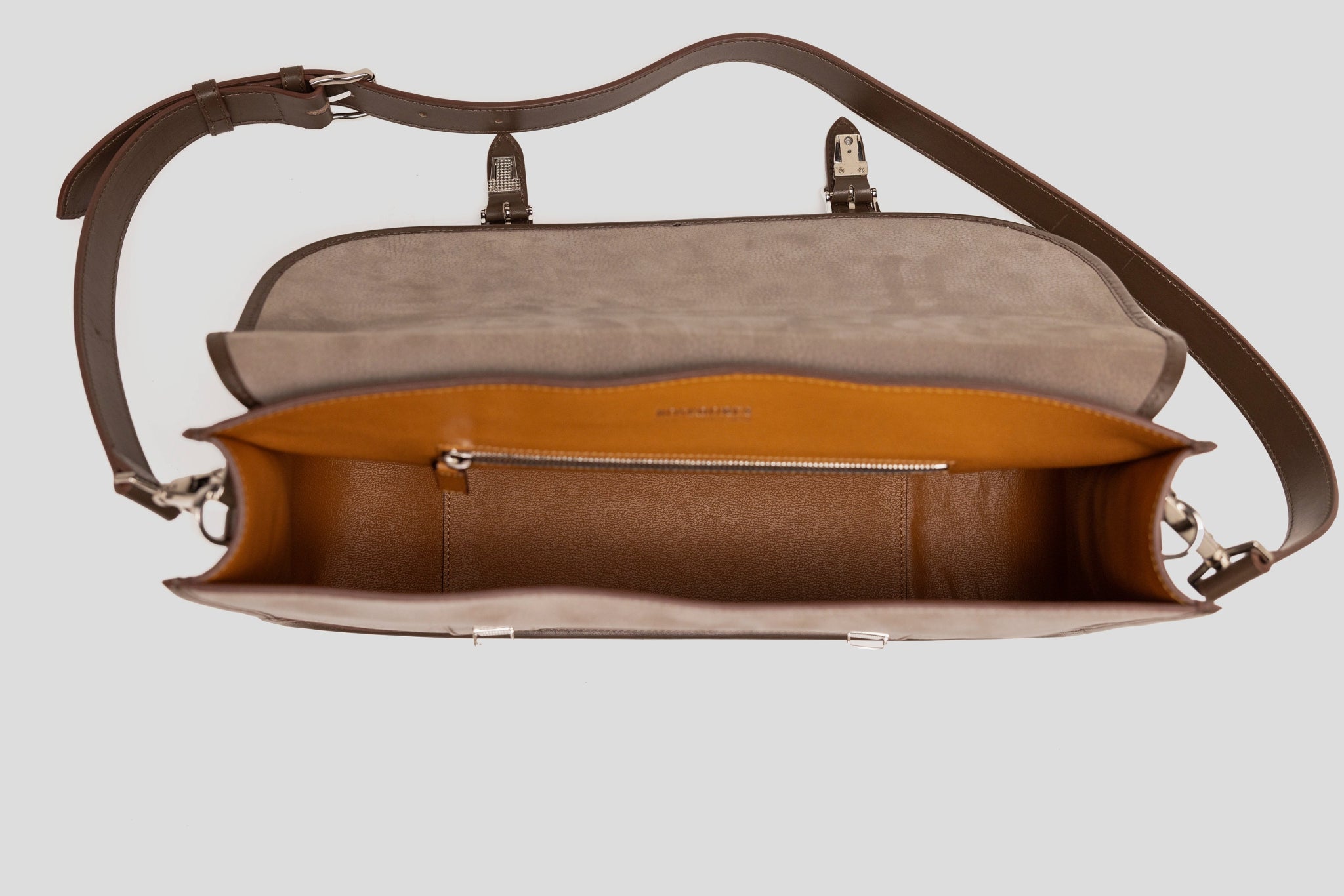 Bosphorus LeatherMessenger Bag - Nubuck Grey 02