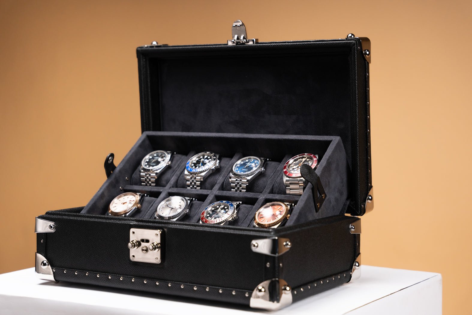 Bosphorus LeatherPetra Watch Case - Saffiano Black For 8 Watches