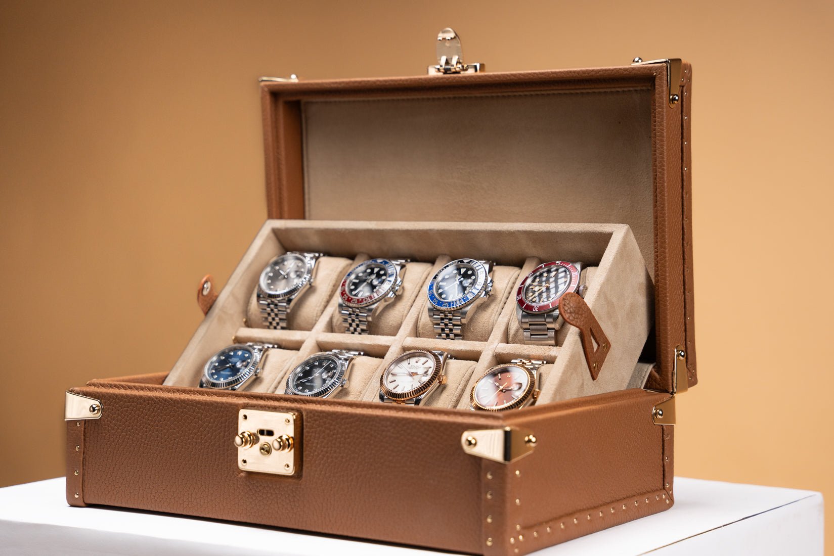 Bosphorus LeatherPetra Watch Case - Togo Camel For 8 Watches