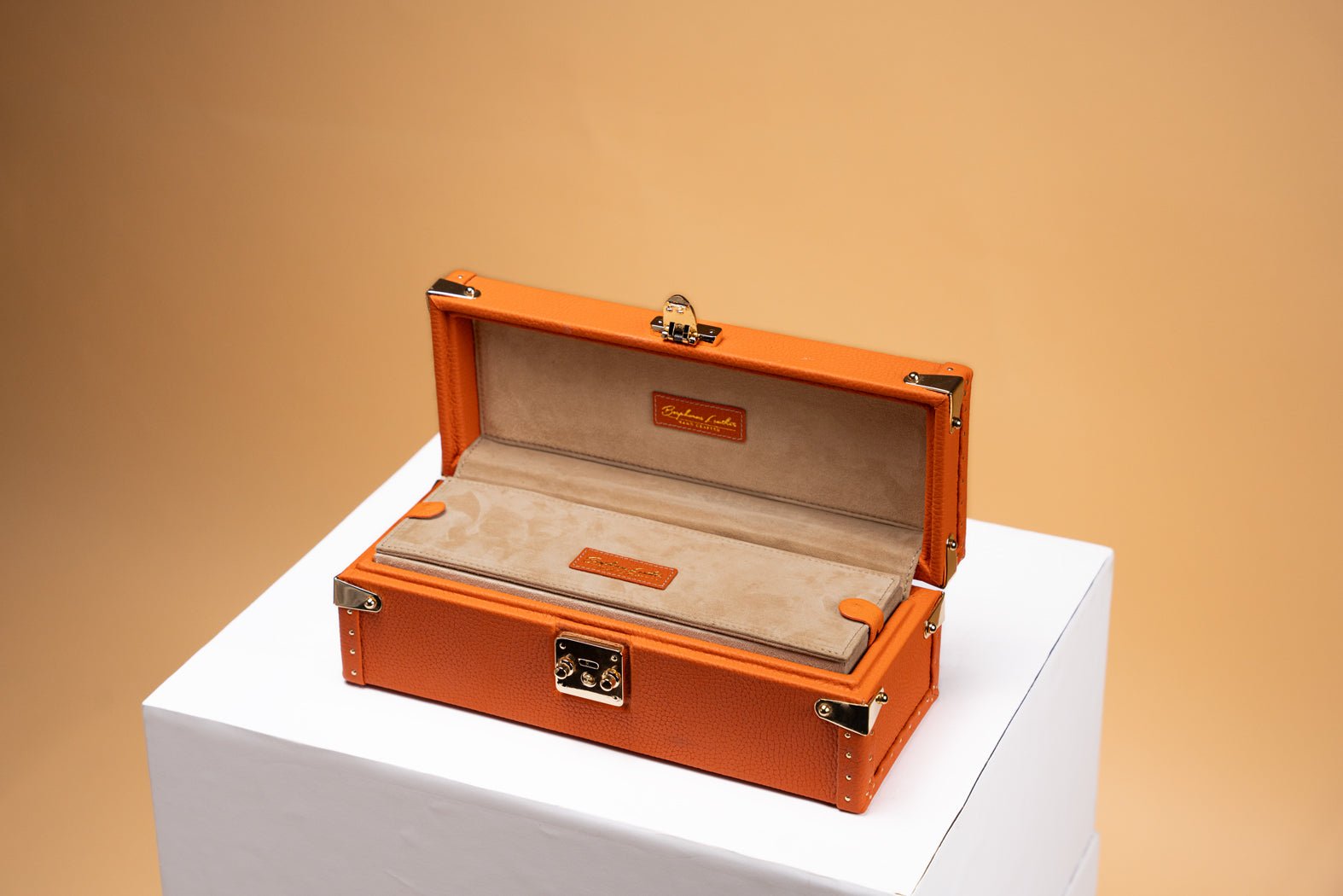 Bosphorus LeatherPetra Watch Case - Togo Orange For 4 Watches