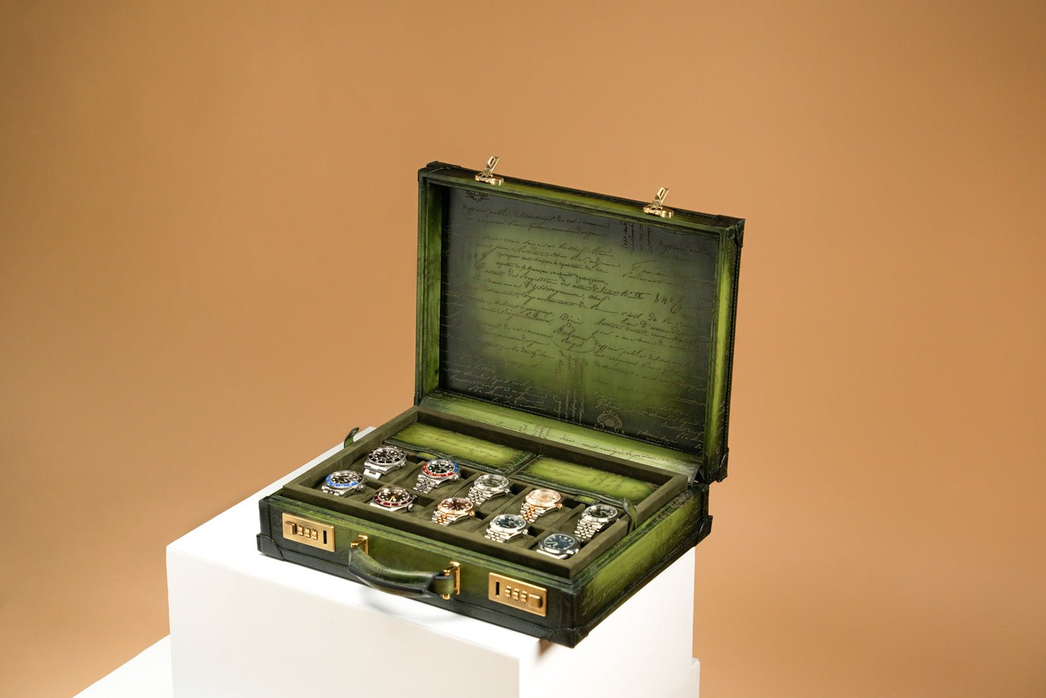 Bosphorus LeatherWatch Collector Case Combination Lock - Master Edition Parchment Patina Olive Green