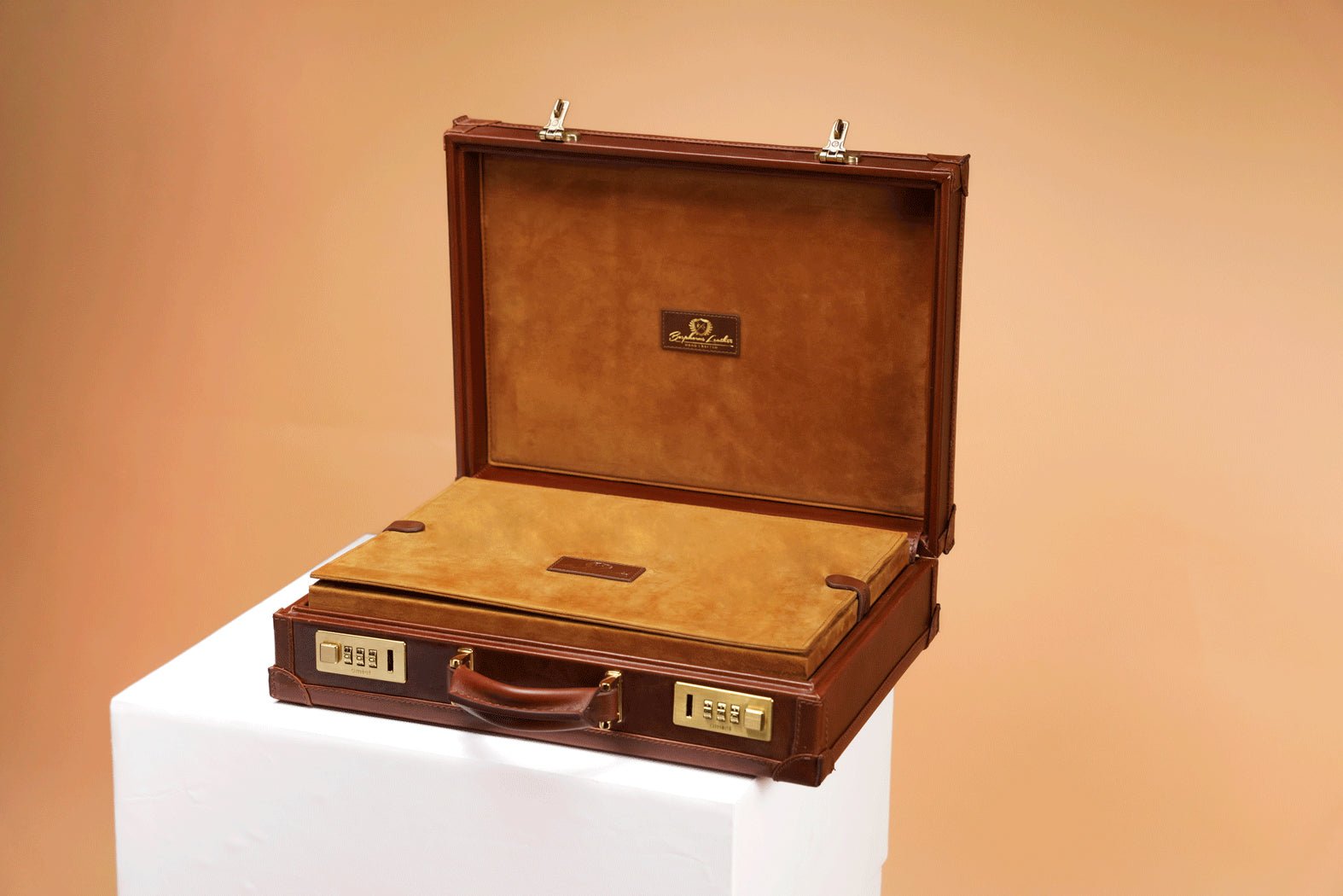 Bosphorus LeatherWatch Collector Case Combination Lock - Montana 01