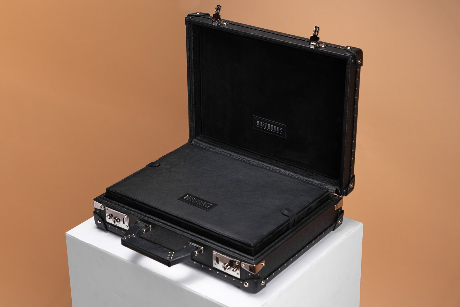 Bosphorus LeatherWatch Collector Case - Master Edition Saffiano Black
