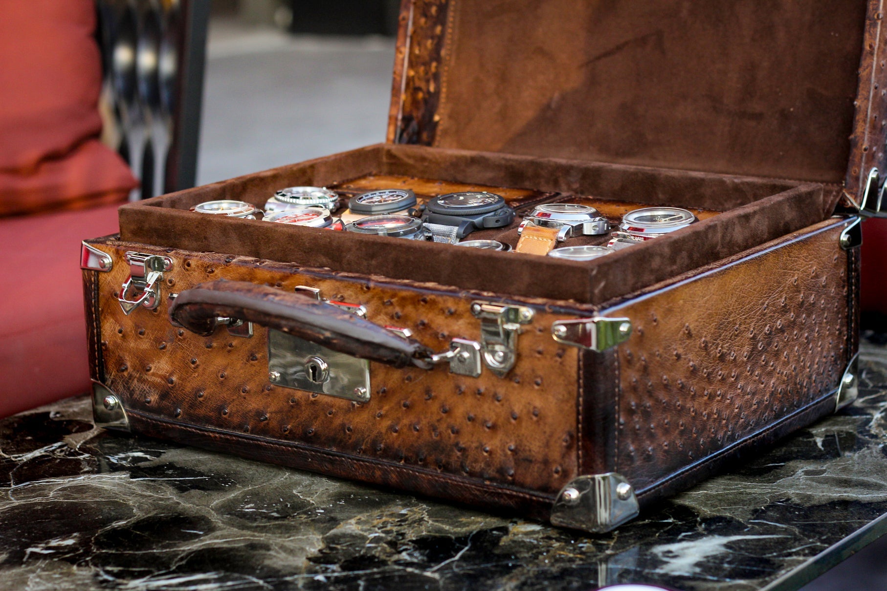 Bosphorus LeatherWatch Trunk - Ostrich Patina Brown For 25 Watches