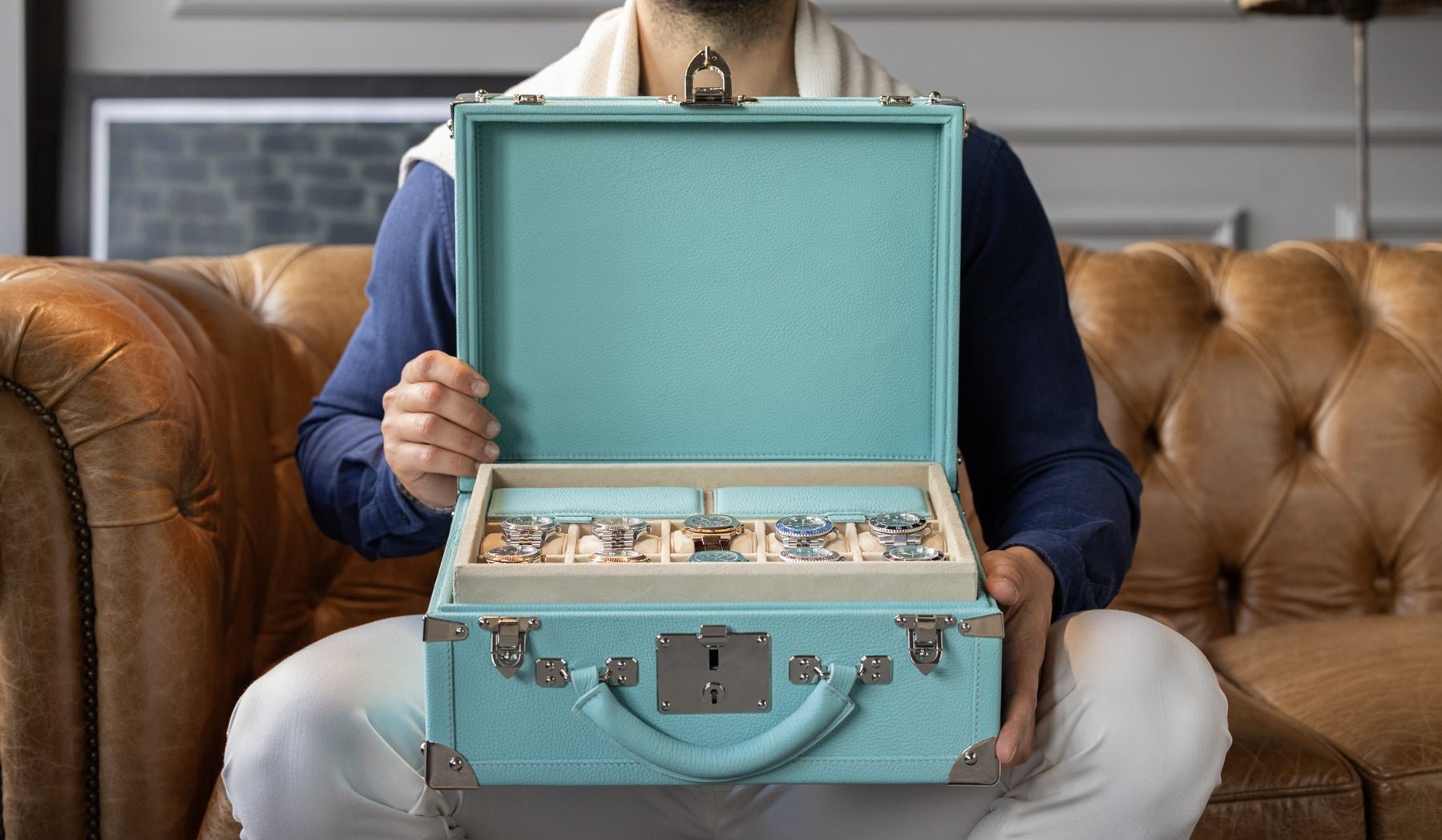 Bosphorus LeatherWatch Trunk - Togo Tiffany Blue for 25 Watches