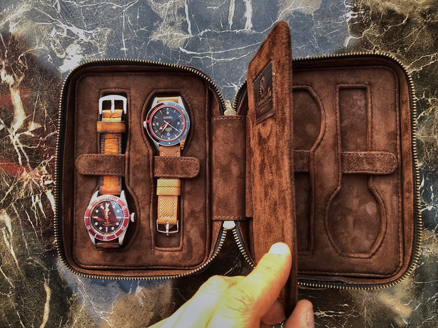 Bosphorus Leather Zipper Parchment Patina Watch Case